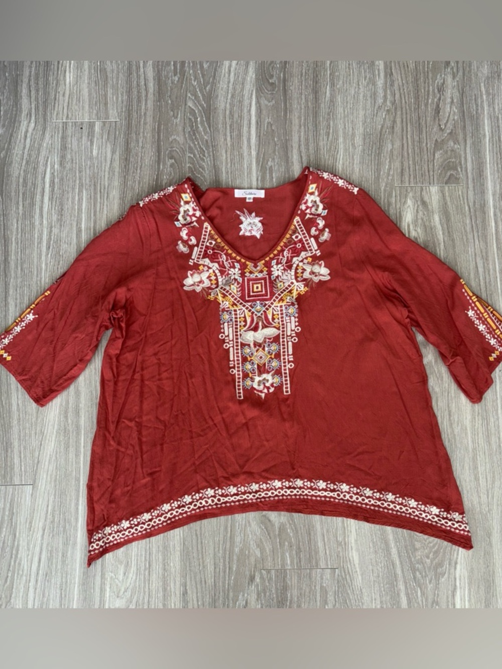 Solitaire Embroidered V-Neck boho Tunic in Red